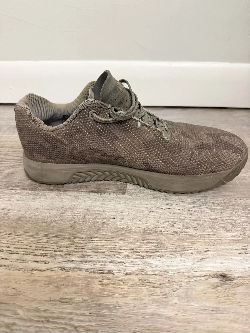 NOBULL Women’s Camo Trainers, size 10